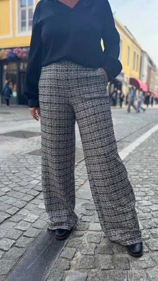 Bloes Ioana LS - Lireina