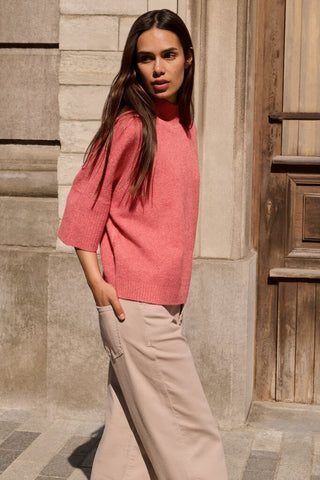 Sweater High Neckline