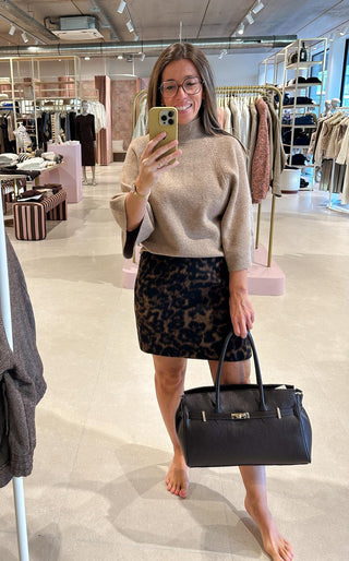 Pull met Hoge Hals en Wijde Mouwen