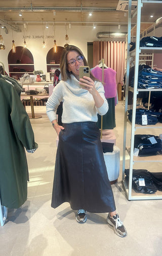Pull met Sjaal met Knoopjes