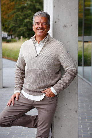 Pullover Half Zip