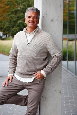 Pullover Half Zip